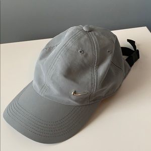 Nike youth hat